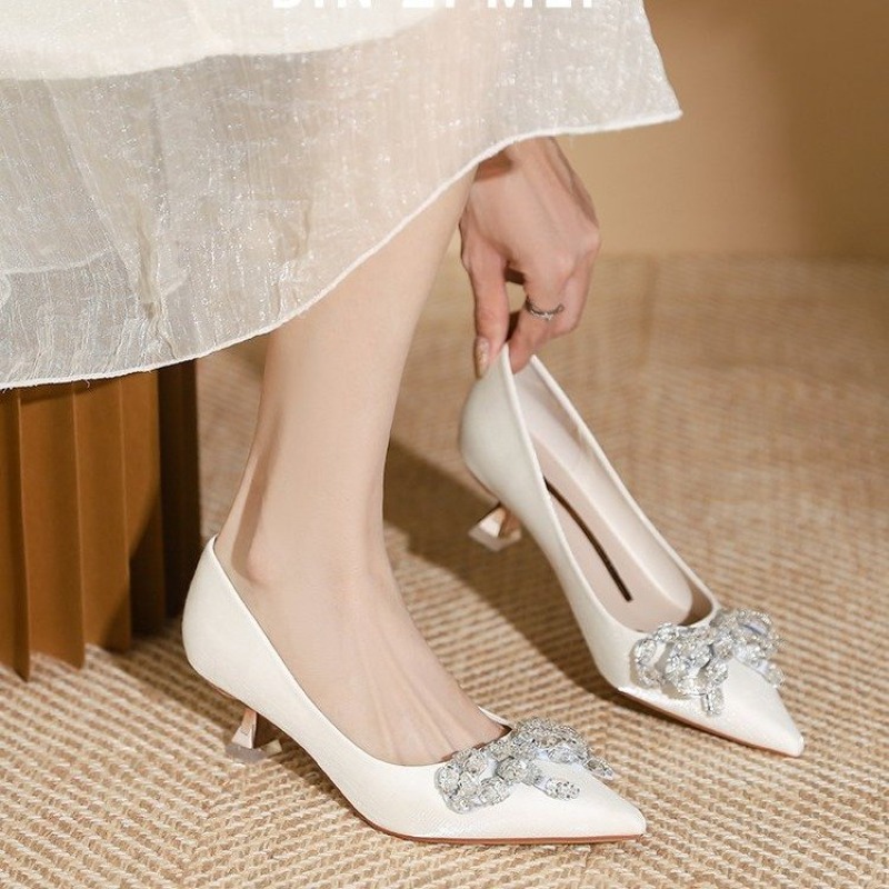 Women'S Fashion For Summer 2025 - Talons hauts 2025 été nouveau tempérament