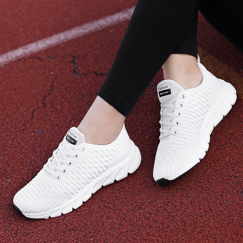 Baskets femme chaussures mode  - New Balance Fashion Women avis et prix