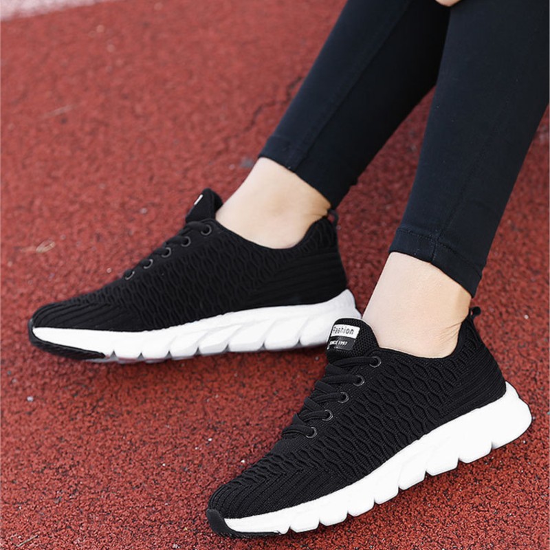 Baskets femme chaussures mode  - New Balance Fashion Women avis et prix