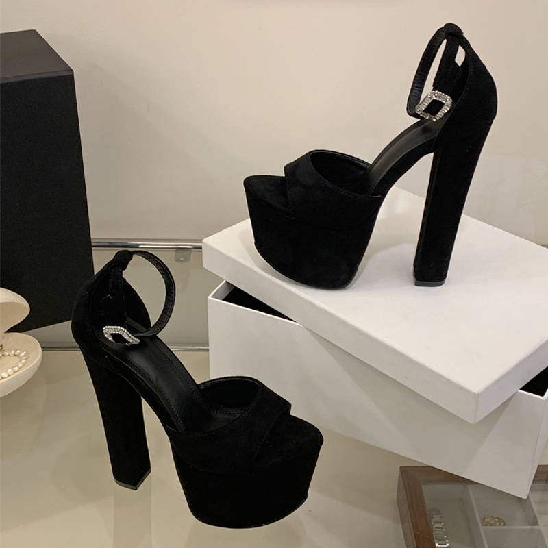 Sandales à plateforme épaisse  - Women Fashion Show avis et prix